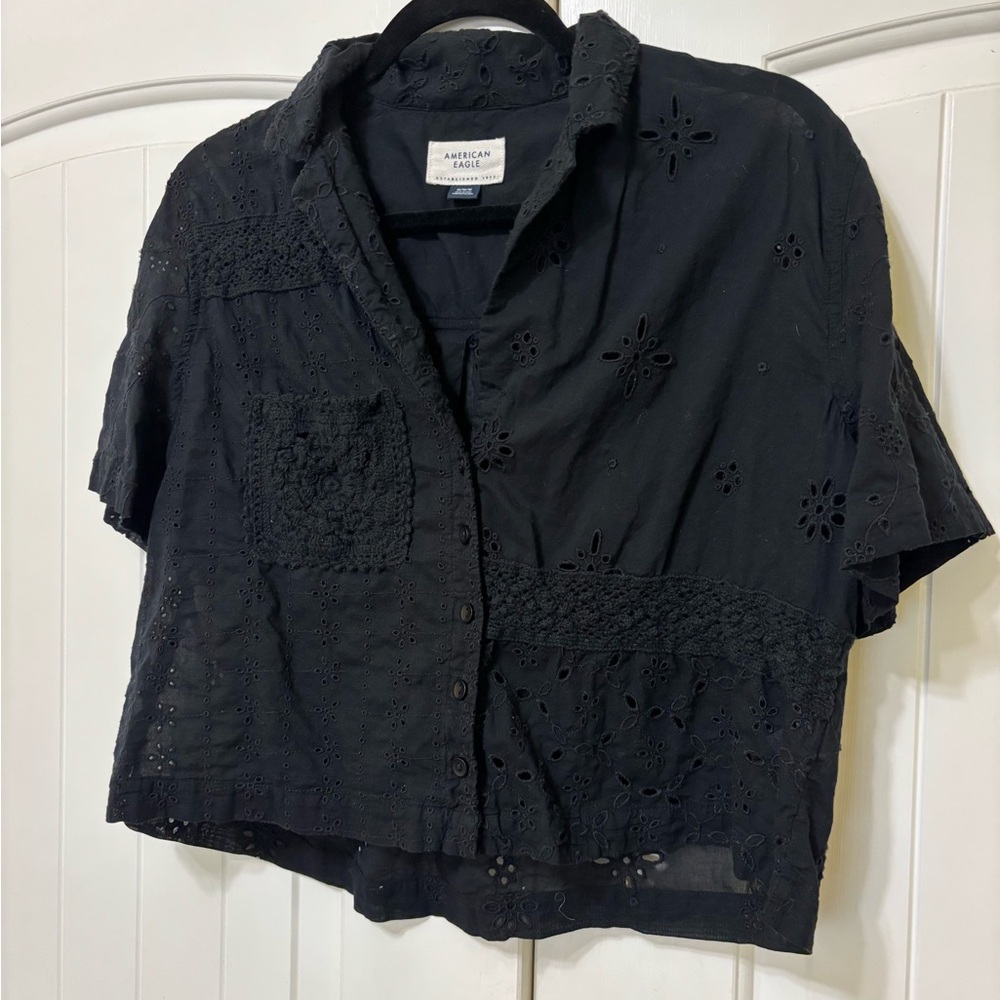American Eagle cropped embroidered eyelet lace button up boho cottagecore top, M - Picture 3 of 12